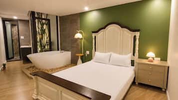 9 bedrooms, iron/ironing board, free WiFi, bed sheets