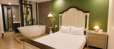 9 bedrooms, iron/ironing board, free WiFi, bed sheets