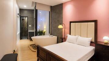 9 bedrooms, iron/ironing board, free WiFi, bed sheets