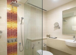 Room - Sama-sama Express Klia 2 (Sepang)