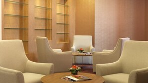Lobby - Sama-sama Express Klia 2 (Sepang)