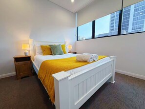 2 slaapkamers, een strijkplank/strijkijzer, gratis wifi, beddengoed