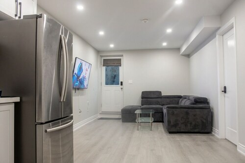 Private & Cozy Two Bedroom Suite in Guelph