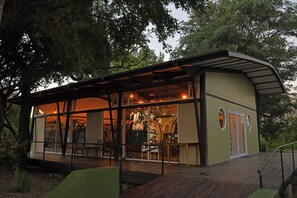 Lobby - Zambezi Mubala Lodge (Katima Mulilo)