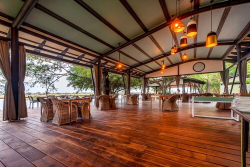 Zambezi Mubala Lodge