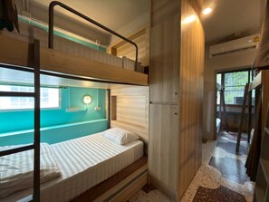 Room - Merge Hostel Chinatown (Krung Thep Maha Nakhon)