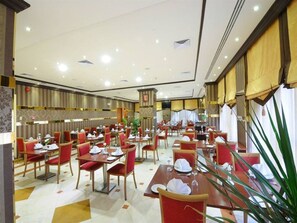 Restaurant - Zowar International Hotel (Madinah)