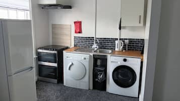 Fridge, oven