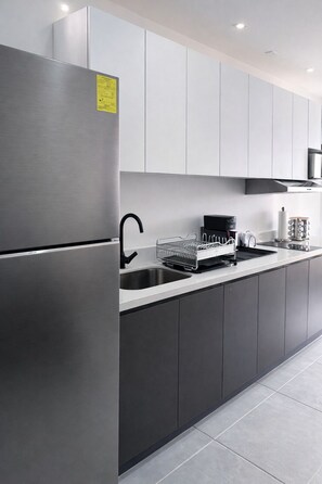 Private kitchen - Stylish 1BR in Art Haus  Walk to Restaurants & Nightlife (San Salvador)