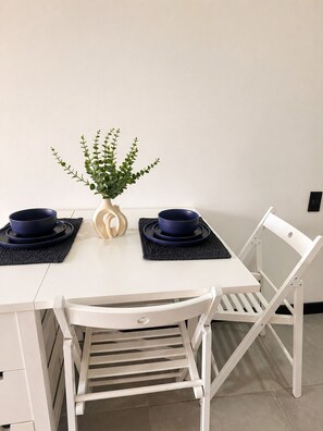 Dining - Stylish 1BR in Art Haus  Walk to Restaurants & Nightlife (San Salvador)