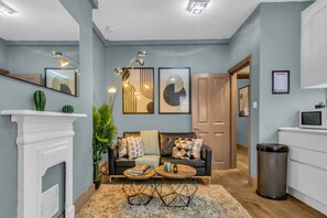 Room - Cleveland Residences Apartments (London)