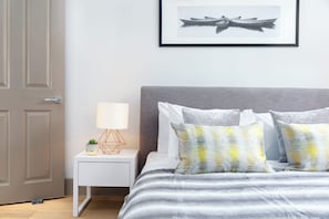 Room - Cleveland Residences Apartments (London)