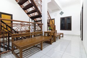 Khu sảnh