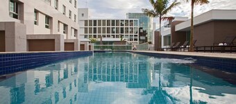 Jade Hotel