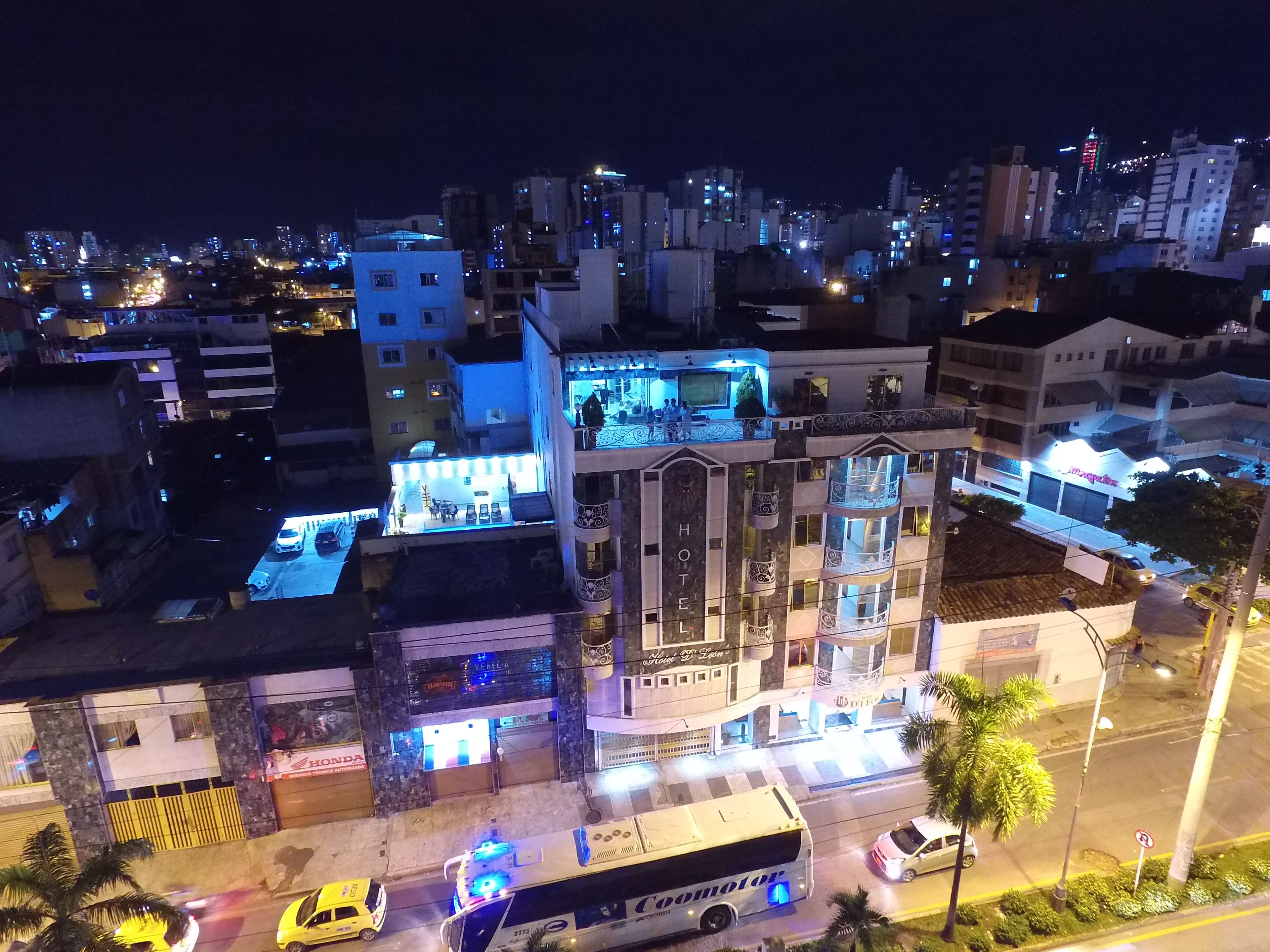 المنشأة من الخارج