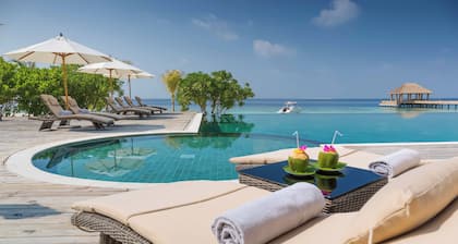 Kudafushi Resort & Spa