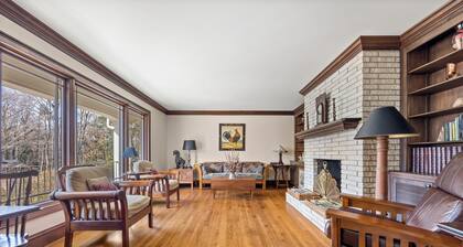 Golf Course Cottage by Kennesaw State