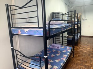 Room - Spot ON 89872 Kuantan Backpackers (Kuantan)