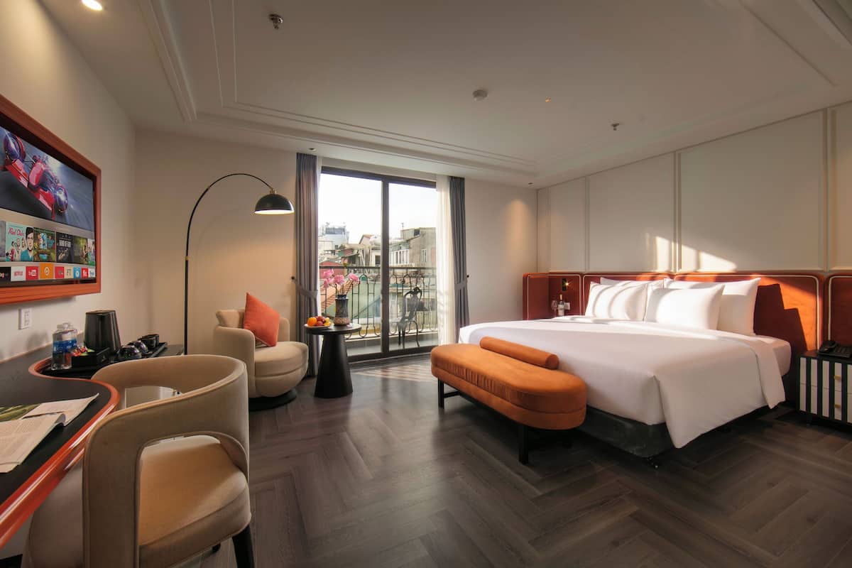 Lumiere Suite Balcony