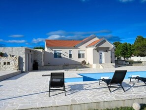 House - Holiday Home Marija with pool by Interhome (Pristeg)