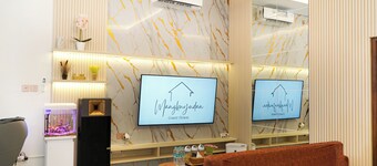 D' Mangkuyudan Luxury Guest House