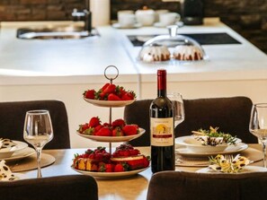 Dining - Villa Enna with heated pool by Interhome (Crno)