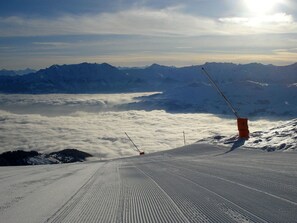 Snow and ski sports - Pradas Resort Brigels, (Breil/Brigels). by Interhome (Breil/Brigels)