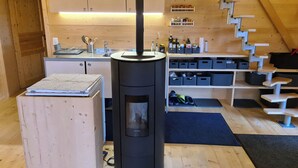 Fridge, oven, cookware/dishes/utensils - Maiensäss Tegia Cucagna, Rueun, (Rueun), 56001B by Interhome (Rueun)