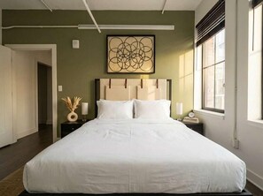 Room - Sonder Dovetail (Nashville)