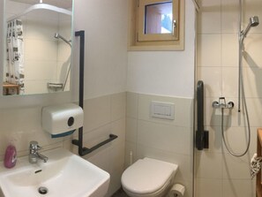 Bathroom - dem Himmel ein Stück näher, Safien-Thalkirch, (Thalkirch (Safien)). by Interhome (Thalkirch)