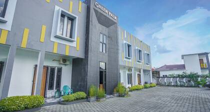 Oyo 1266 Green Palm Kostel Syariah