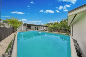 Pool - 12 Guest-In The Center of It All - Holiday Home (Miami)