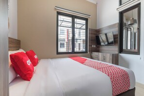 Room - OYO 3246 Rukost Columbus G10 (Karawang)