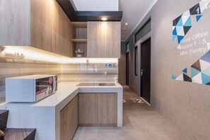 View from property - OYO 3246 Rukost Columbus G10 (Karawang)