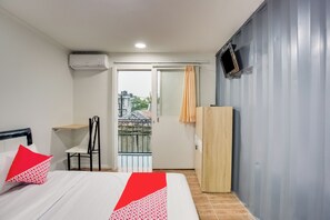 Room - OYO 3300 Nadjara Residence (Jakarta)