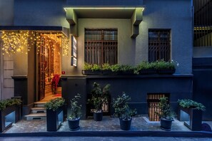 View from property - Taksim Terrapia Hotel (Istanbul)