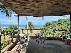 Terrace/patio - Lifestyle Hotel Juquilita - La Punta (Santa María Colotepec)