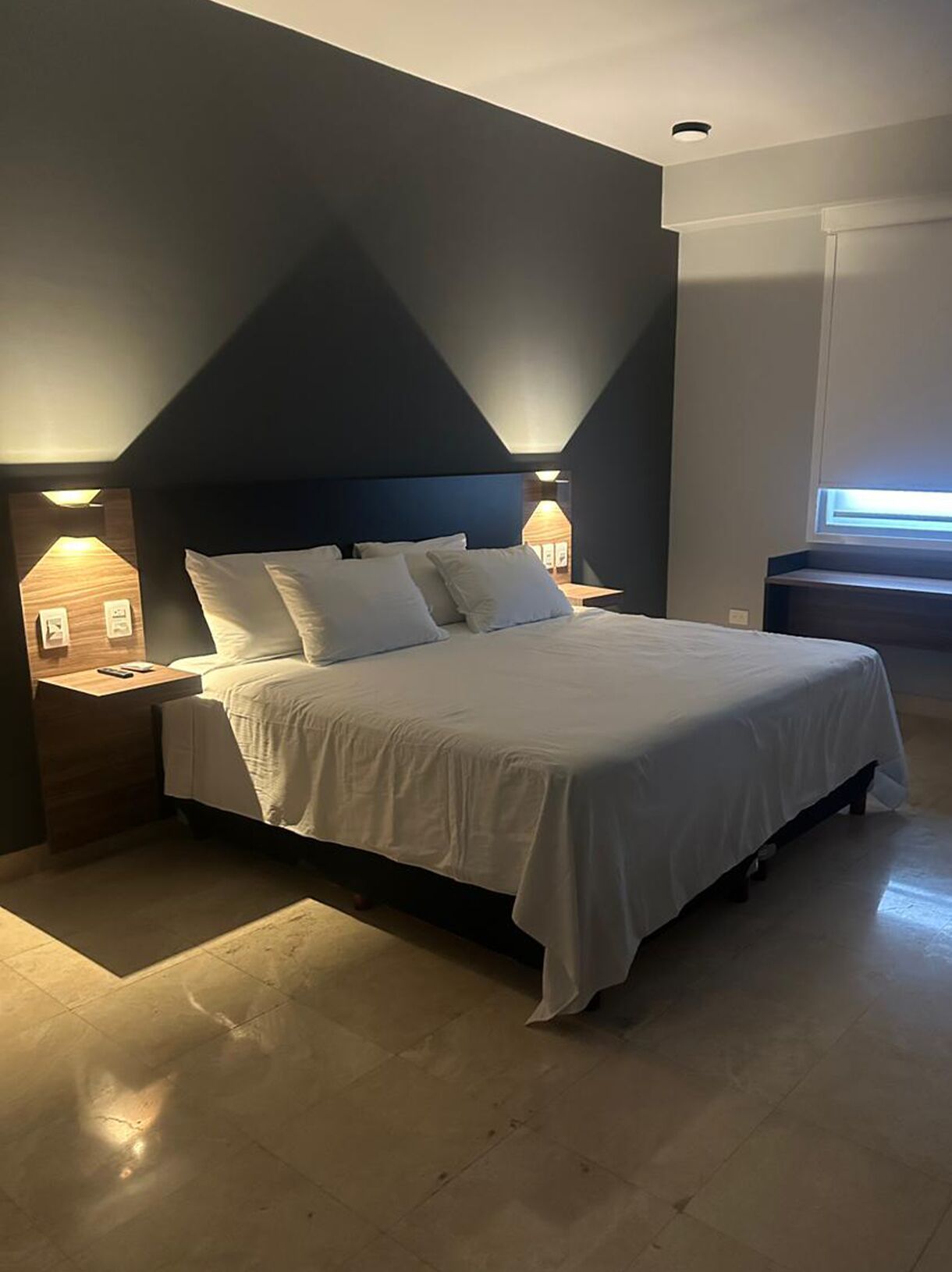 In-room safe, free WiFi
