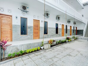 Lobby - OYO 90756 Melasti Hills Room & Cafe (Ungasan)