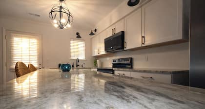 Clean & Cozy 2BR Raleigh Stay Book Your Dates Now