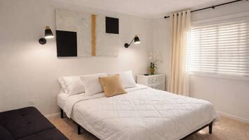 WiFi, bed sheets