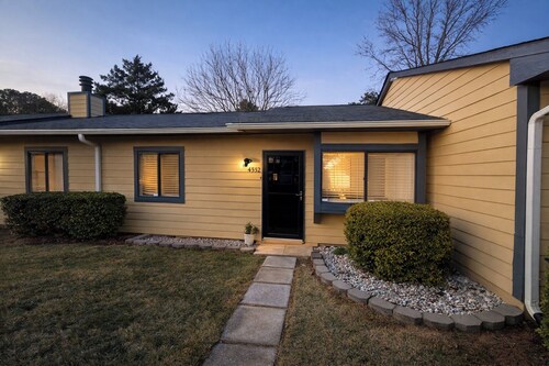 Clean & Cozy 2BR Raleigh Stay Book Your Dates Now