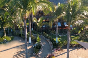 View from property - Casa Joseph Zicatela (Santa María Colotepec)