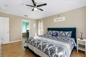 View from property - Tuscan Hills Executive Gamesroom and Spa (Davenport)