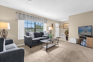View from property - Tuscan Hills Executive Gamesroom and Spa (Davenport)