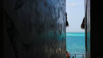Playa privada, buceo y paseos en velero
