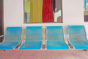 Lobby - Oyo 91766 Fortuna Hotel Syariah (Banyumas)
