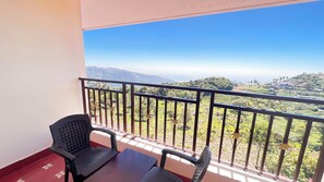 Room - The Royale Ridge (Kotagiri)