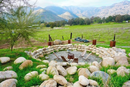 Sequoia Park: Cozy House w/ private hot tub