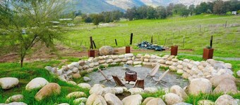 Sequoia Park: Cozy House w/ private hot tub